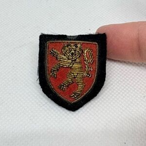 Vintage Belgian Lion Heraldic Bullion Embroidered Lapel Pin Blazer Badge Crest